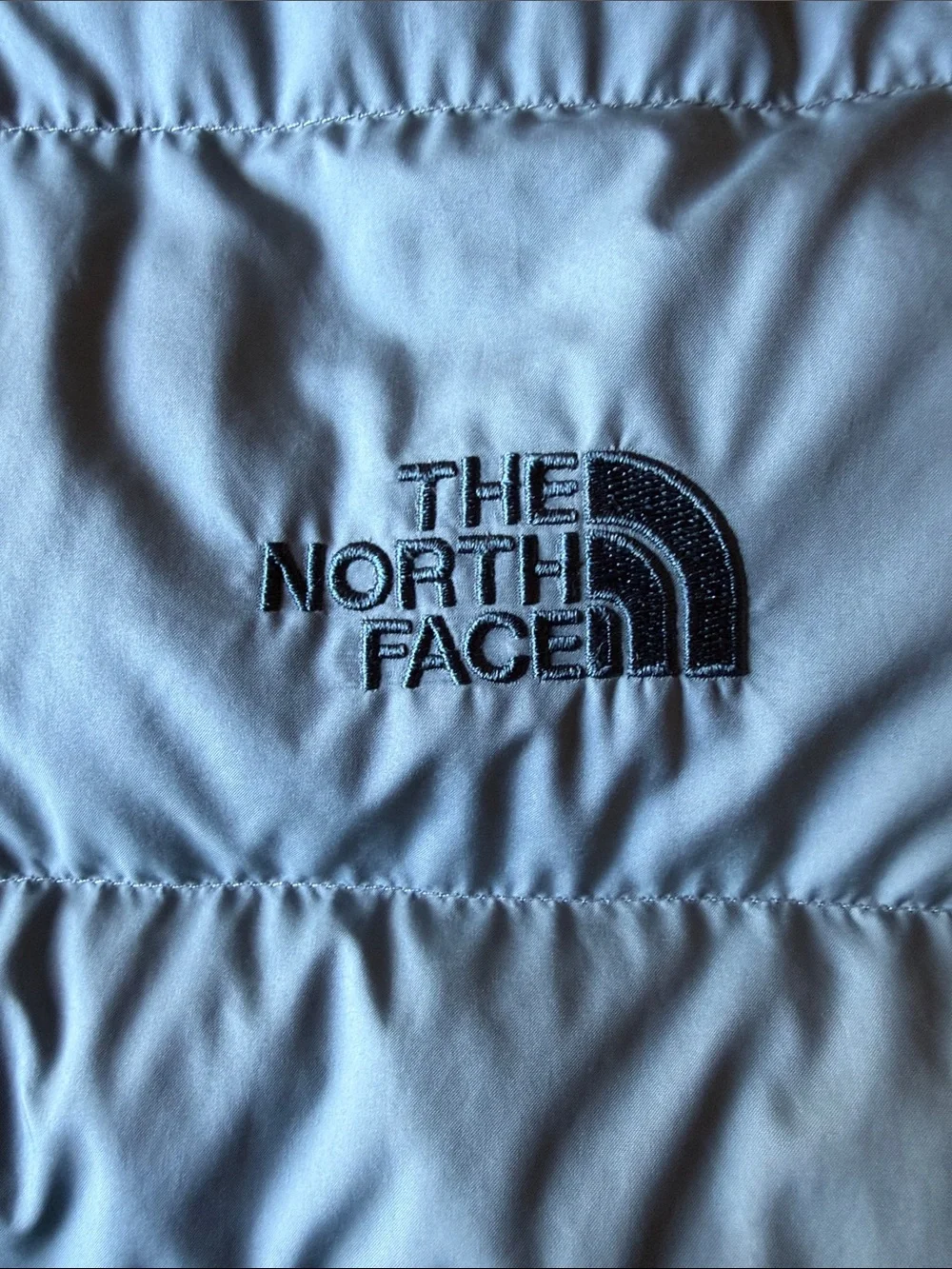 The North Face 550 Puffer Vest - Like New! Grey, Men’s Medium